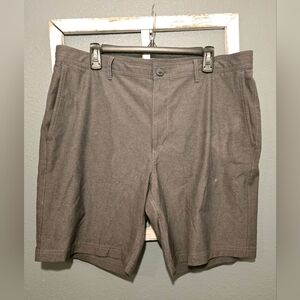 PGA TOUR Men’s Heathered Grey Performance Golf Shorts - Size 38